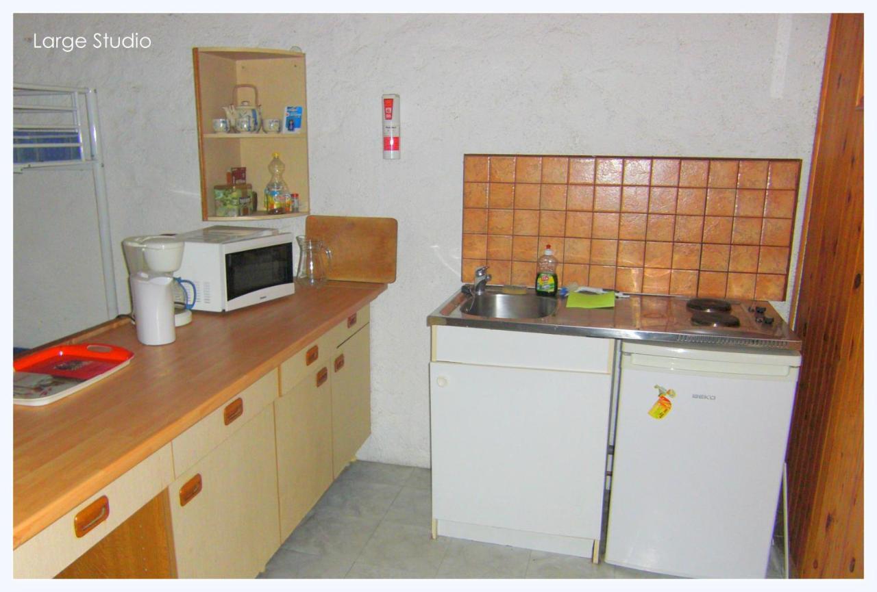 Maison St Georges Coursan Luaran gambar